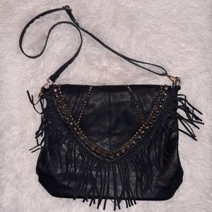 Fringe shoulder bag